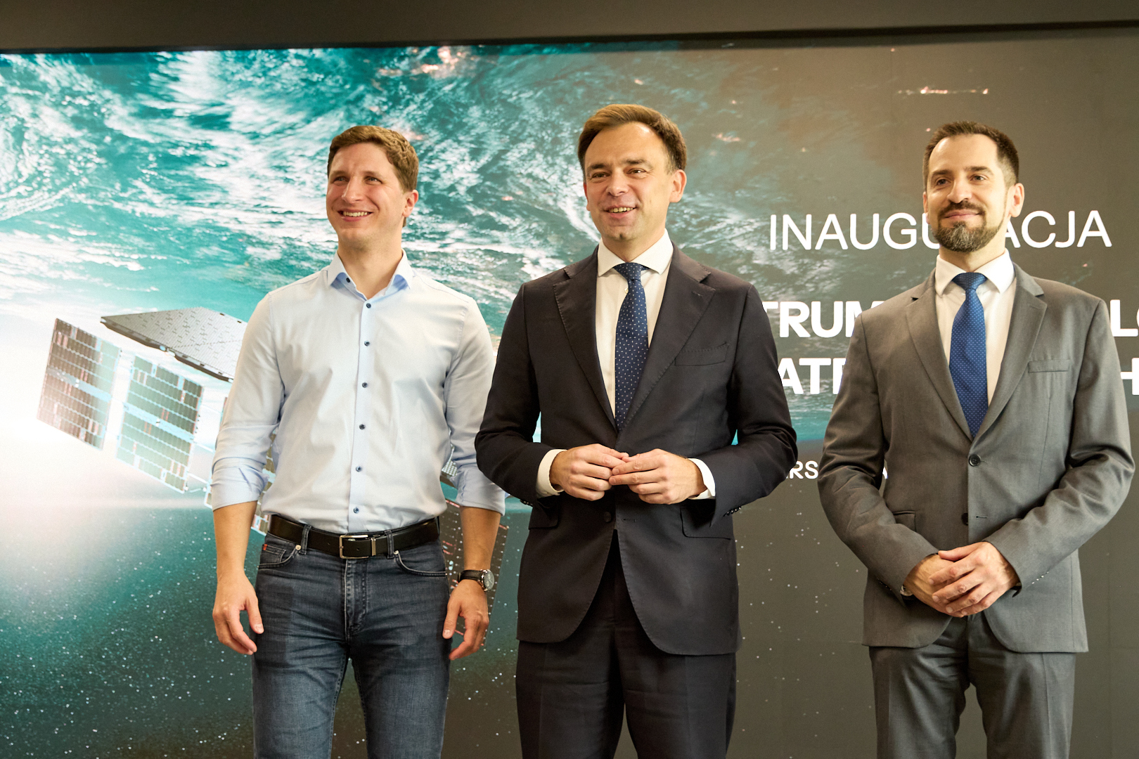ICEYE otwiera Centrum Technologii Satelitarnych w Warszawie i zwiększa skalę działalności w Polsce