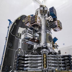 ICEYE-3-SAR-satellites-SpaceX-Transporter-1-Stack