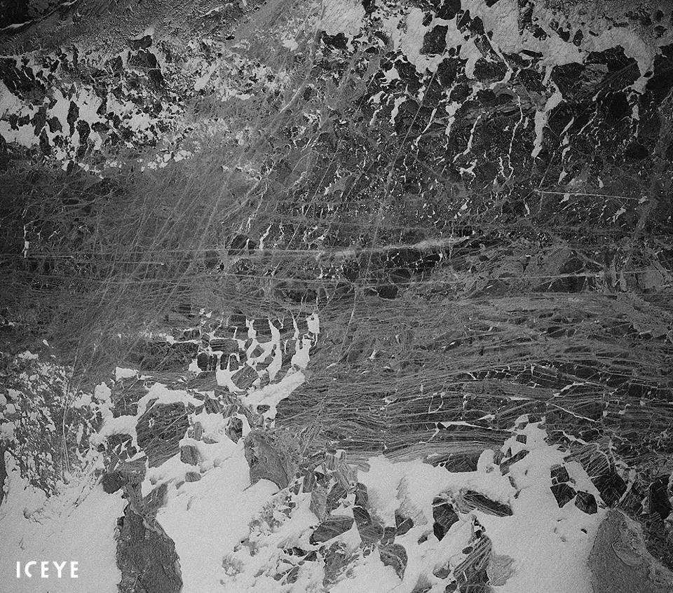 ICEYE-X1 sea ice between Helsinki Tallinn