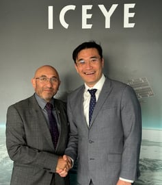 Former defence minister sees ICEYE's Poland operations up close