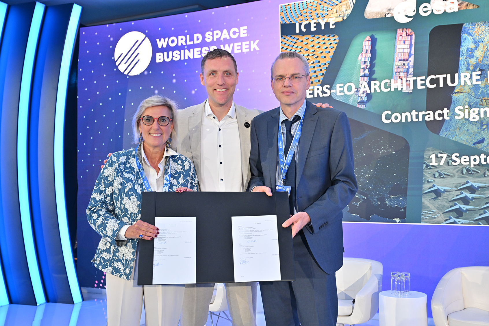 Simonetta Cheli, Director of EO Programmes at ESA, Jeffrey Apeldoorn, VP Missions - ESA/EU at ICEYE, and Christoph Kautz, Director for Space Policy, Satellite Navigation and Earth Observation (DEFIS), European Commission.