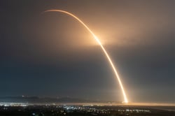 Kolejne satelity Sił Zbrojnych RP trafiają na orbitę - ICEYE realizuje program MikroSAR