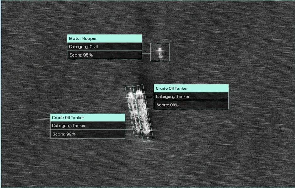 Web_vessel_transshipment_small