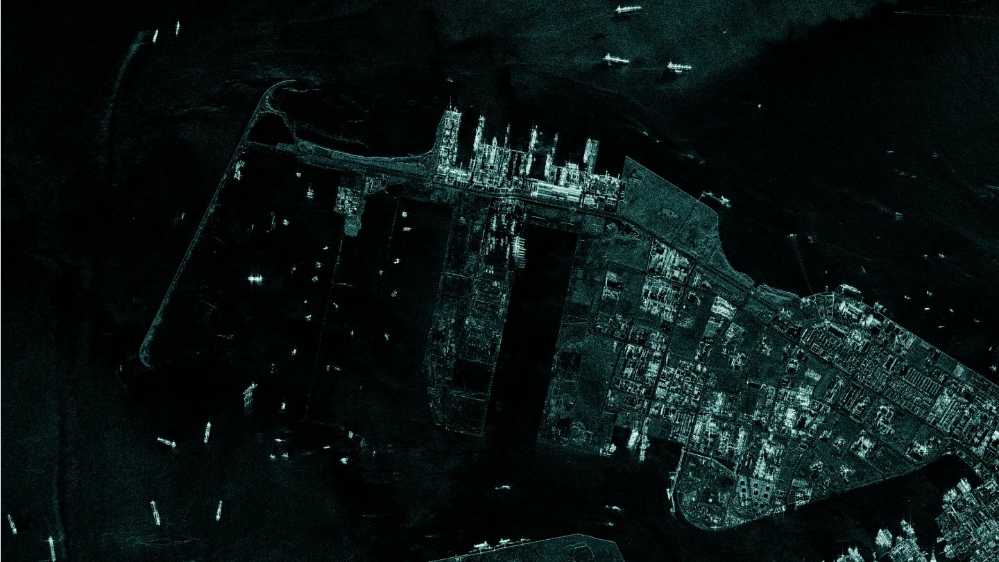 Port-monitoring_singapore_02_comparison-slider