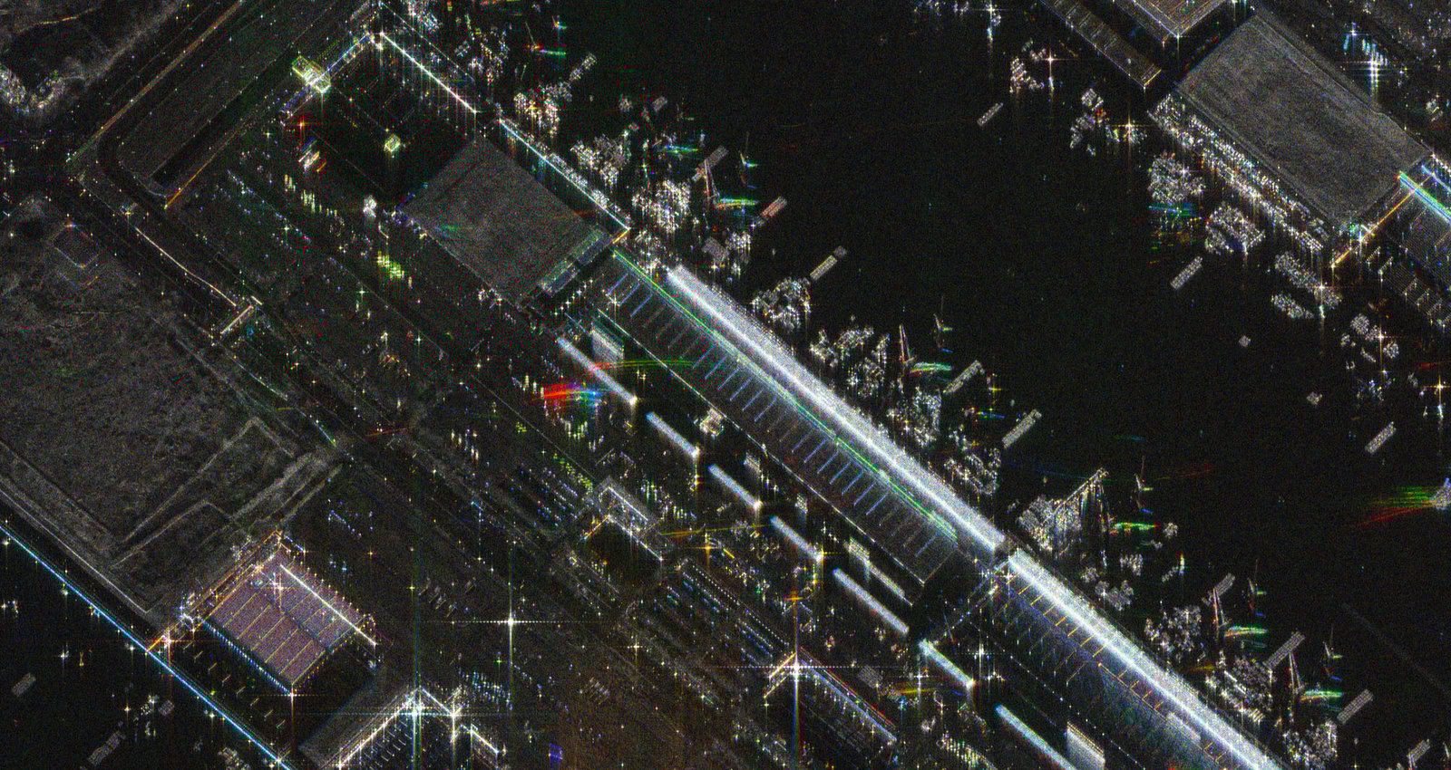 dwell_hero_v1_small